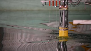 Focused_Breaking_Wave_FLOATFARM.mov